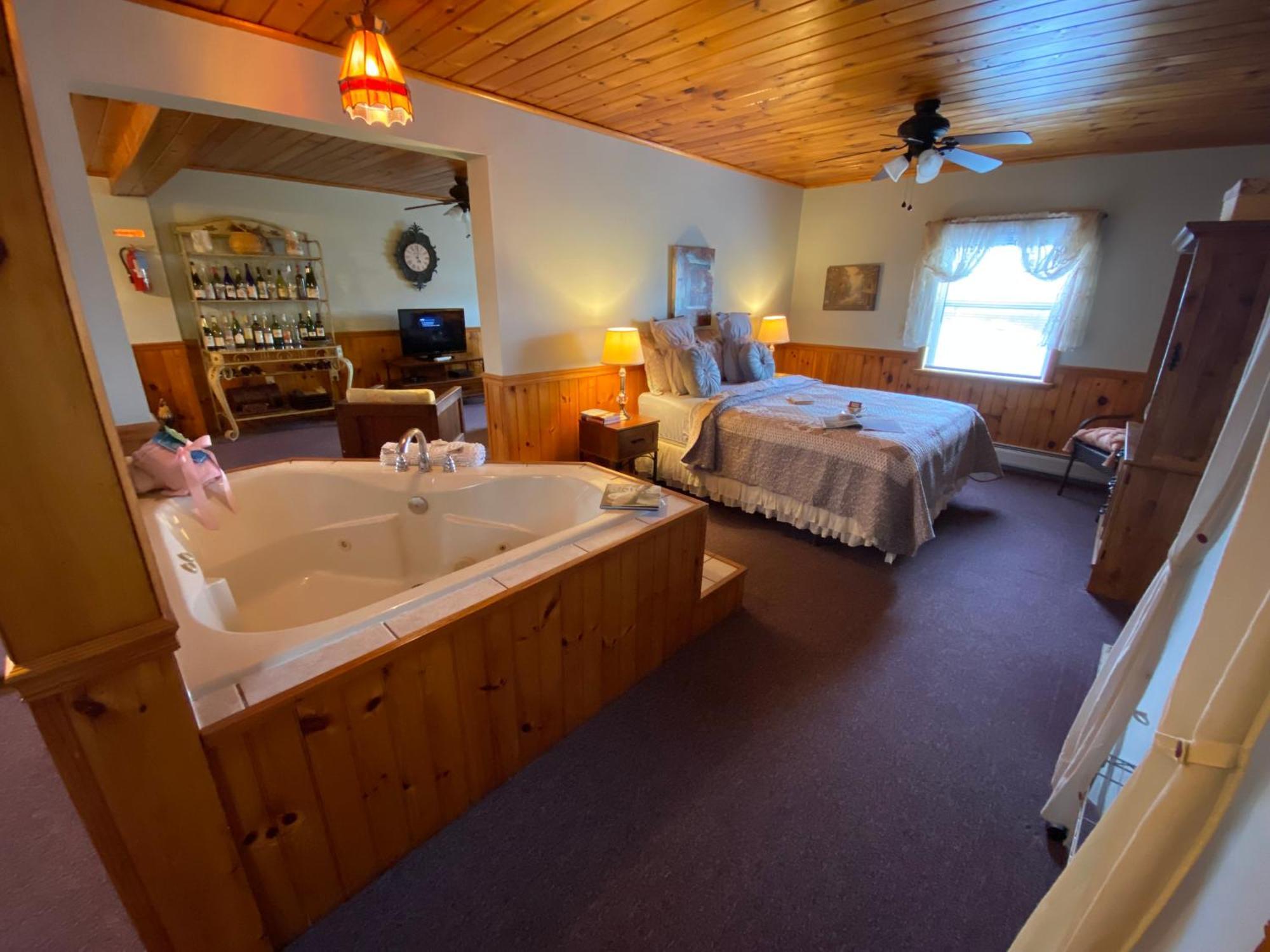 Savannah House Wine Country Inn & Cottages Himrod 외부 사진