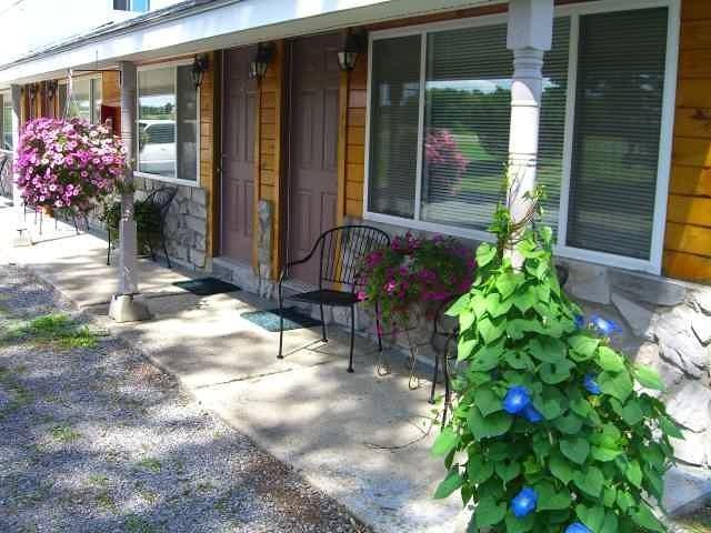 Savannah House Wine Country Inn & Cottages Himrod 외부 사진