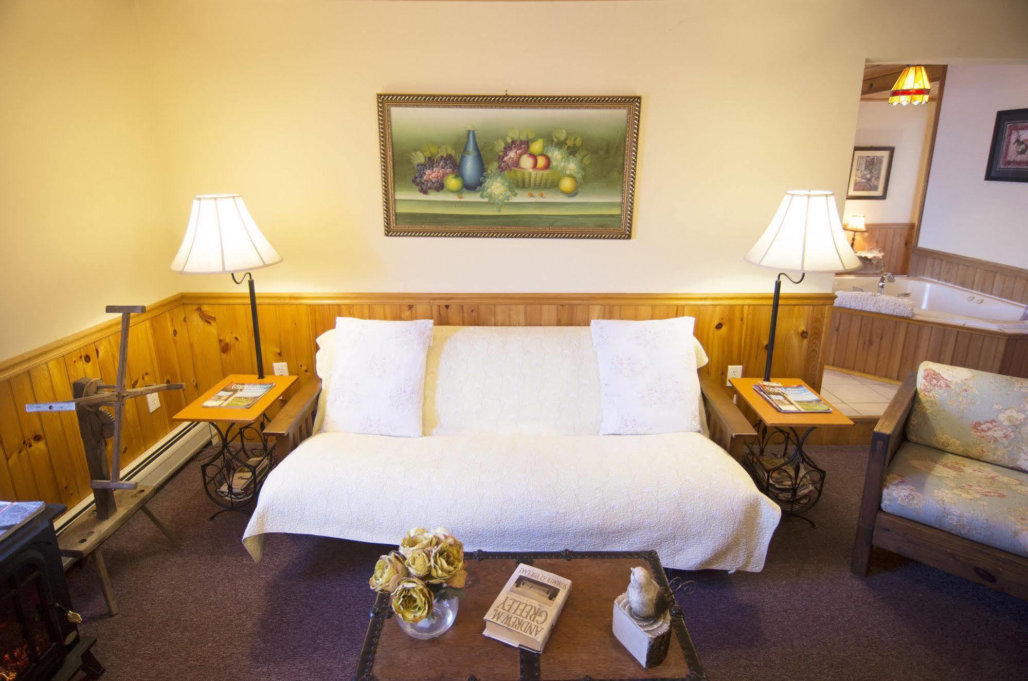 Savannah House Wine Country Inn & Cottages Himrod 외부 사진