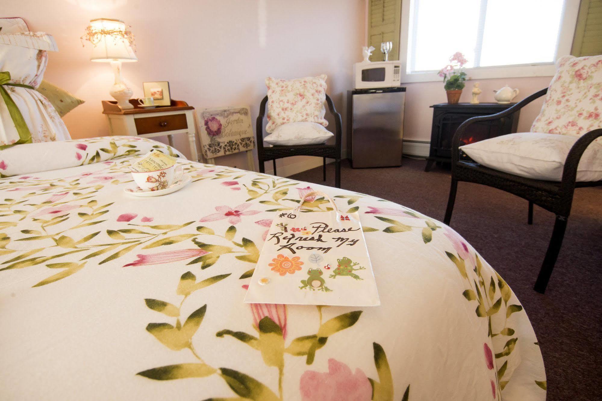 Savannah House Wine Country Inn & Cottages Himrod 외부 사진
